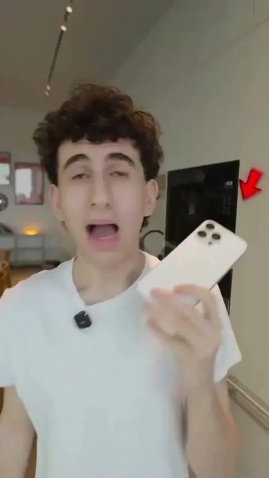 Real clip · Daniel Bitton